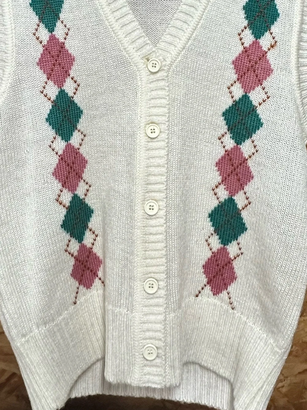 Wye Oaks Ivory Argyle Knit Cardigan Sweater Vest Women’s Medium Classic Preppy